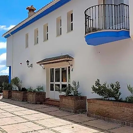 Hotel Rural La Fuentecilla 2*
